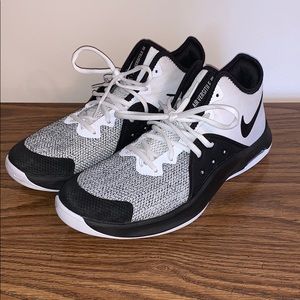 Nike Air Versatile III Basketball Sneakers